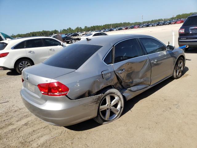 Photo 4 from auction – 2012 VOLKSWAGEN PASSAT SE with VIN 1VWBH7A33CC068327