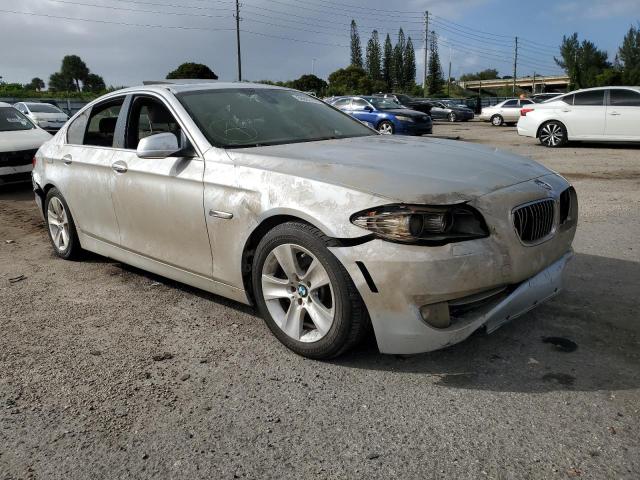 BMW 528 I 2011 with VIN WBAFR1C54BC747435 - Photo from auction