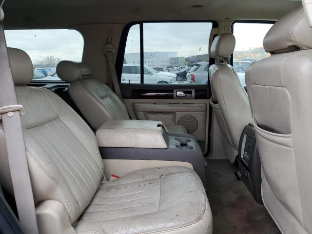 Photo 6 from auction – 2004 LINCOLN NAVIGATOR with VIN 5LMFU27R74LJ31034