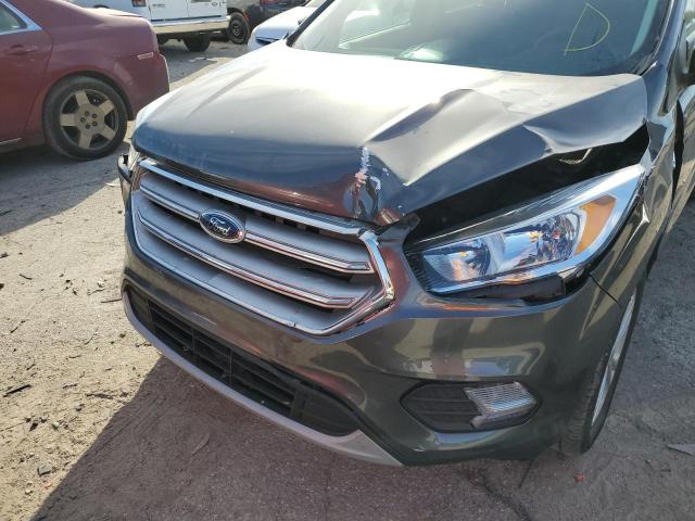Photo 9 from auction – 2017 FORD ESCAPE SE with VIN 1FMCU9GD0HUD07716