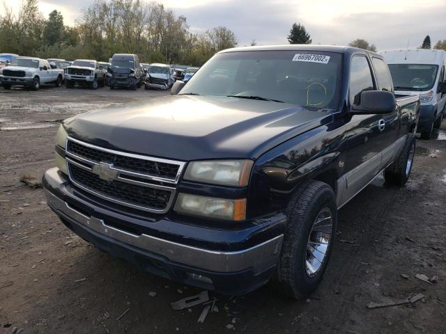 Photo 2 from auction – 2006 CHEVROLET SILVERADO with VIN 1GCEC19Z96Z199882