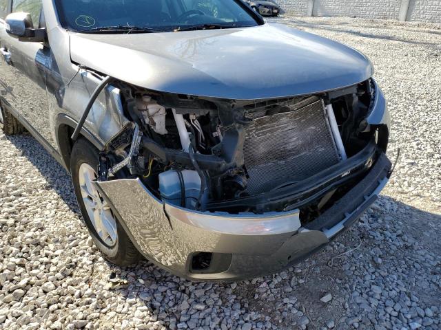Photo 9 from auction – 2015 KIA SORENTO LX with VIN 5XYKT4A60FG566351