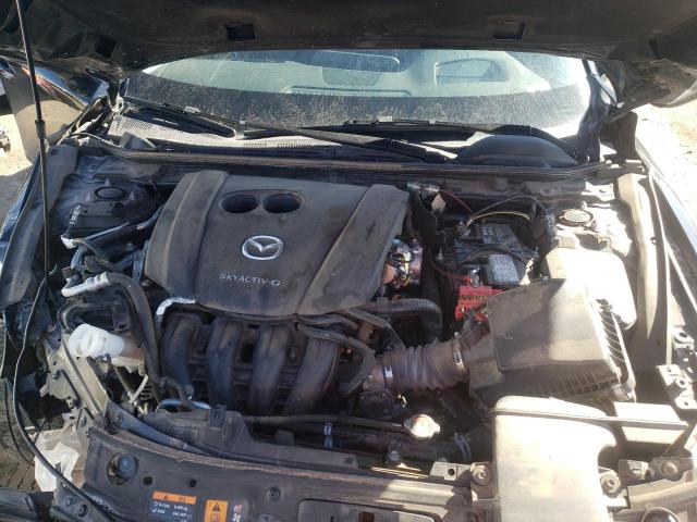 Photo 7 from auction – 2019 MAZDA 3 PREMIUM with VIN 3MZBPAEM7KM104228