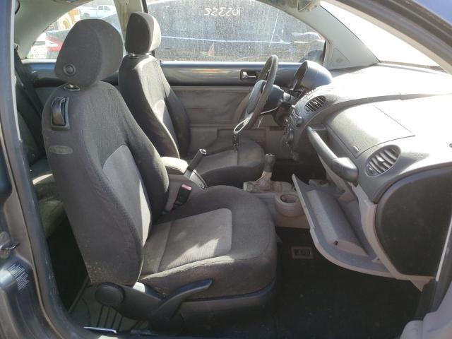 Photo 5 from auction – 2004 VOLKSWAGEN NEW BEETLE with VIN 3VWCK31C54M418393