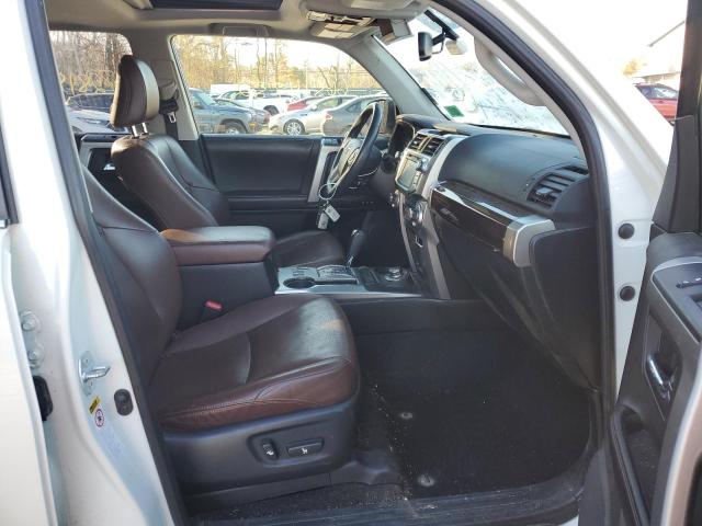 Photo 5 from auction – 2016 TOYOTA 4RUNNER SR with VIN JTEBU5JR1G5286568