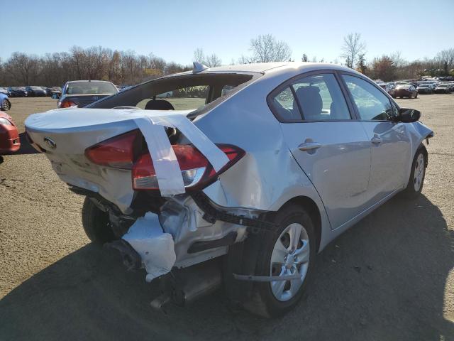 Photo 4 from auction – 2017 KIA FORTE LX with VIN 3KPFK4A76HE084769