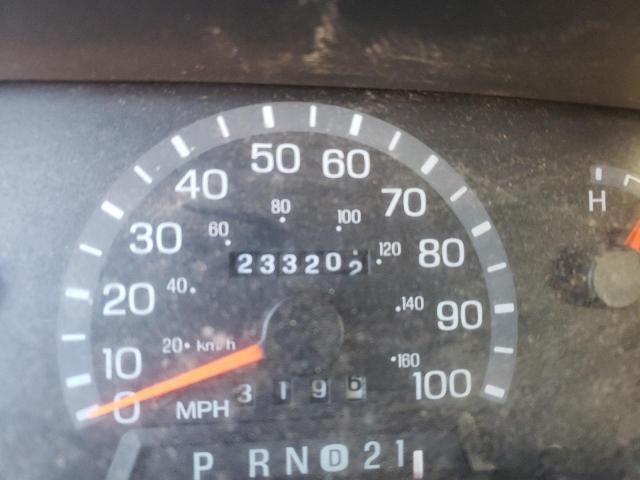 Photo 8 from auction – 2002 FORD ECONOLINE with VIN 1FTNE242X2HB34503