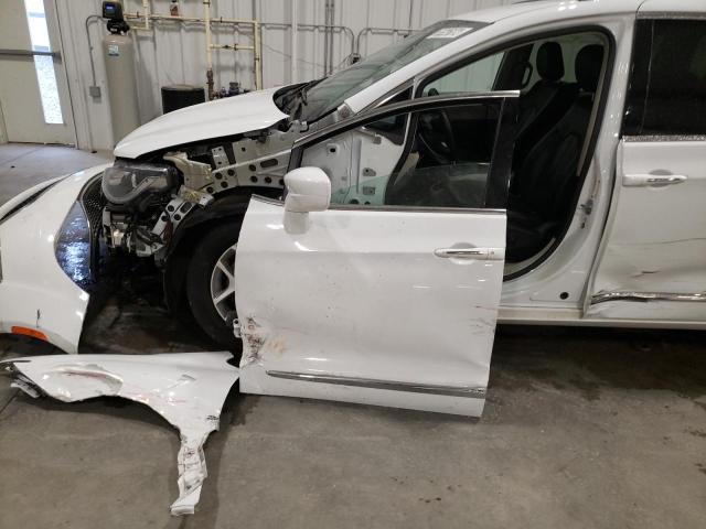 Photo 9 from auction – 2018 CHRYSLER PACIFICA T with VIN 2C4RC1EG5JR127473