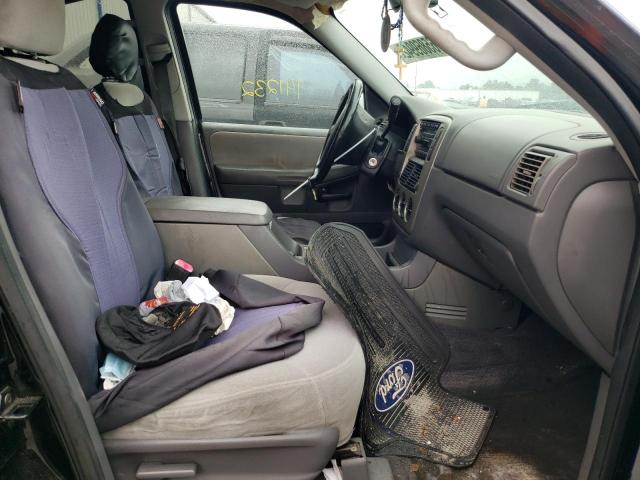 Photo 5 from auction – 2005 FORD EXPLORER X with VIN 1FMZU63K95UA11134