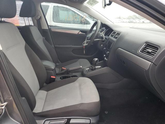Photo 5 from auction – 2017 VOLKSWAGEN JETTA S with VIN 3VW2B7AJ0HM304891