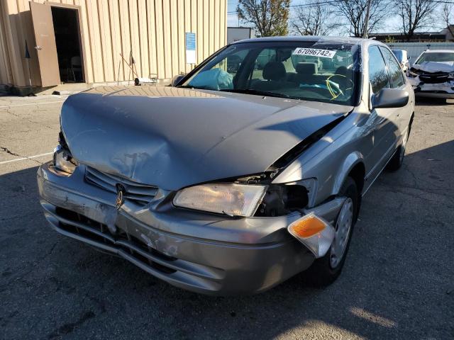 Photo 2 from auction – 1998 TOYOTA CAMRY CE with VIN 4T1BG22K6WU258115