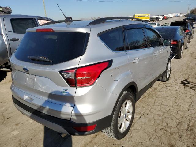 Photo 4 from auction – 2018 FORD ESCAPE SE with VIN 1FMCU9GD4JUD47318