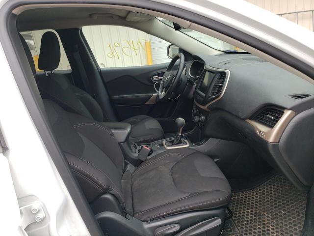 Photo 5 from auction – 2017 JEEP CHEROKEE L with VIN 1C4PJLCB7HW641133
