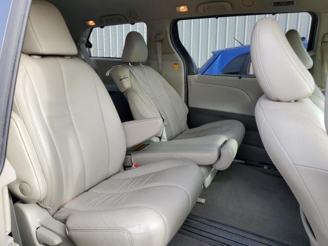 Photo 6 from auction – 2011 TOYOTA SIENNA XLE with VIN 5TDYK3DC8BS127145