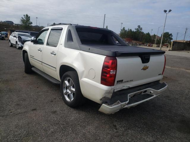 Photo 3 from auction – 2011 CHEVROLET AVALANCHE with VIN 3GNTKGE31BG219560