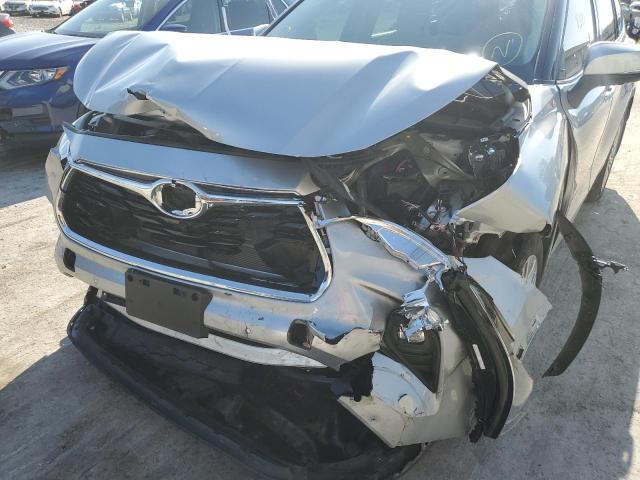 Photo 9 from auction – 2022 TOYOTA HIGHLANDER with VIN 5TDEBRCH2NS097163