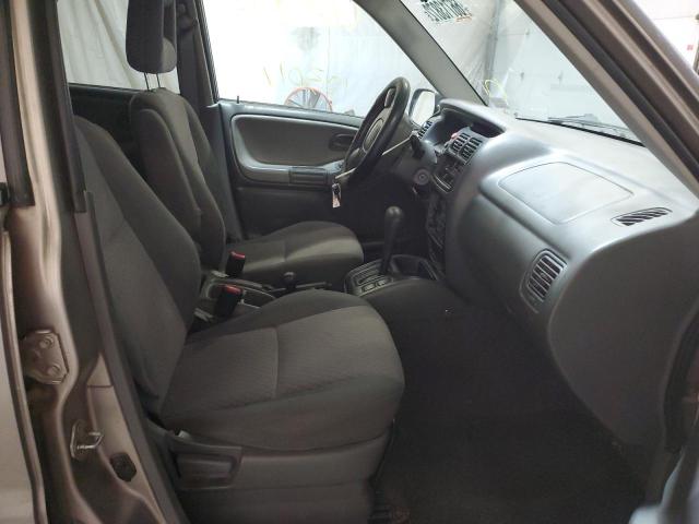 Photo 5 from auction – 2003 CHEVROLET TRACKER with VIN 2CNBJ13C836904705
