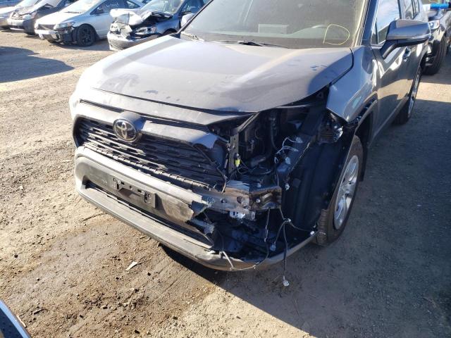 Photo 9 from auction – 2022 TOYOTA RAV4 LE with VIN 2T3B1RFV7NC296703