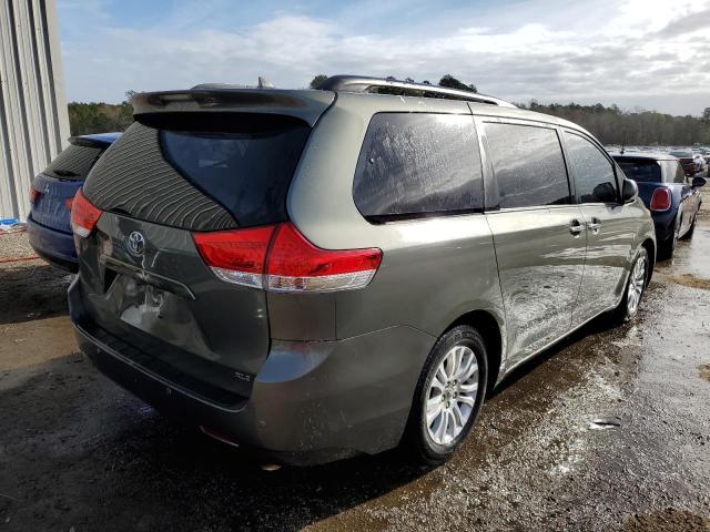 Photo 4 from auction – 2011 TOYOTA SIENNA XLE with VIN 5TDYK3DC8BS127145