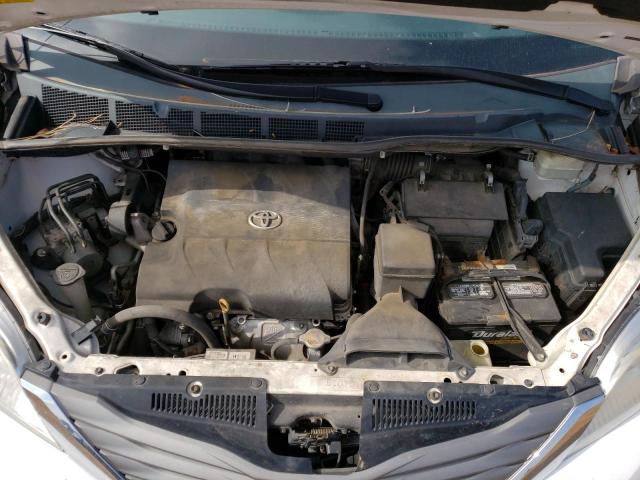 Photo 7 from auction – 2013 TOYOTA SIENNA XLE with VIN 5TDYK3DC2DS363633