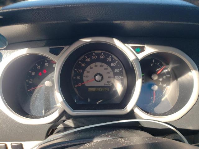 Photo 8 from auction – 2004 TOYOTA 4RUNNER SR with VIN JTEZU14R048015806