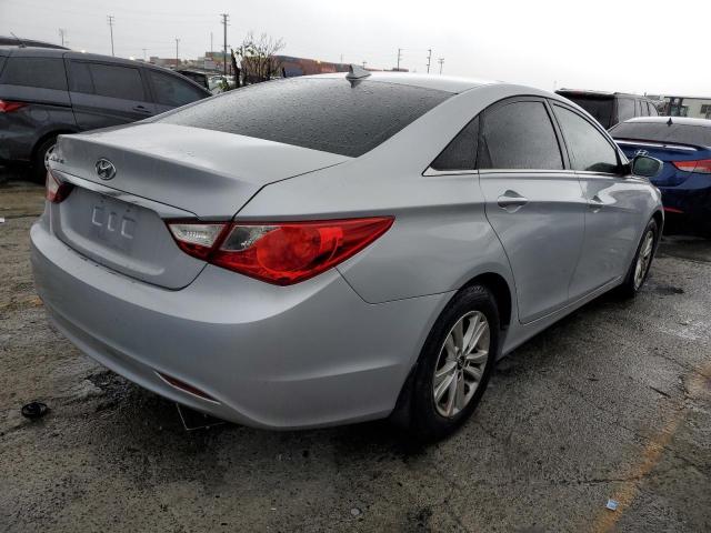 Photo 4 from auction – 2012 HYUNDAI SONATA GLS with VIN 5NPEB4AC6CH366875