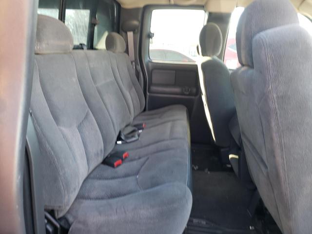 Photo 6 from auction – 2004 CHEVROLET SILVERADO with VIN 1GCEC19TX4E403296