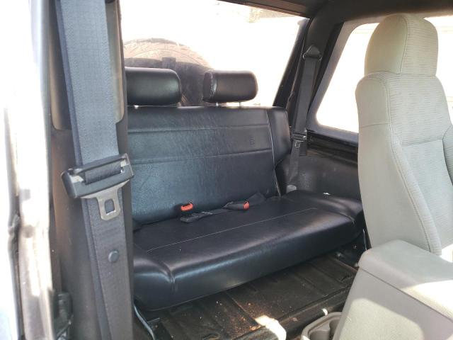 Photo 6 from auction – 2005 JEEP WRANGLER X with VIN 1J4FA39S65P323376