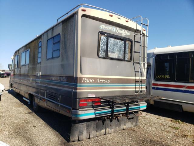 Photo 3 from auction – 1990 CHEVROLET P30 with VIN 1GBKP37N9L3310906