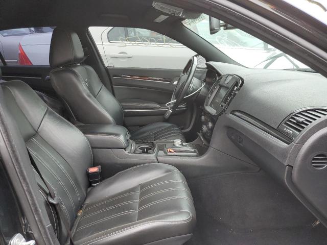 Photo 5 from auction – 2019 CHRYSLER 300 S with VIN 2C3CCAGG4KH649008