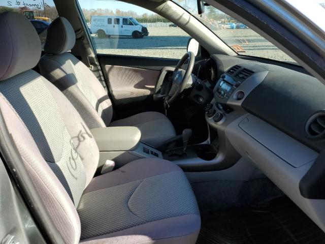 Photo 5 from auction – 2006 TOYOTA RAV4 with VIN JTMBD33V966011428