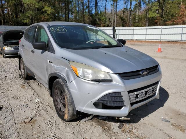 FORD ESCAPE S 2014 with VIN 1FMCU0F72EUC10763 - Photo from auction