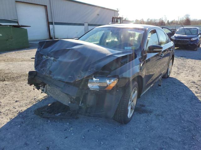 Photo 2 from auction – 2015 VOLKSWAGEN PASSAT SE with VIN 1VWBV7A31FC035484