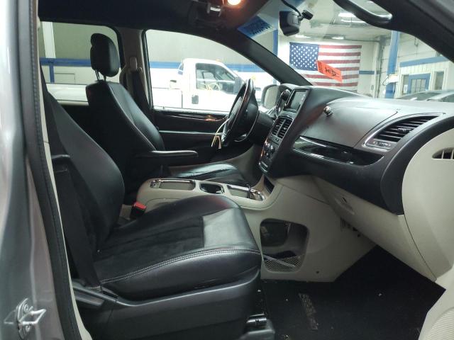 Photo 5 from auction – 2017 DODGE GRAND CARA with VIN 2C4RDGCG9HR857660