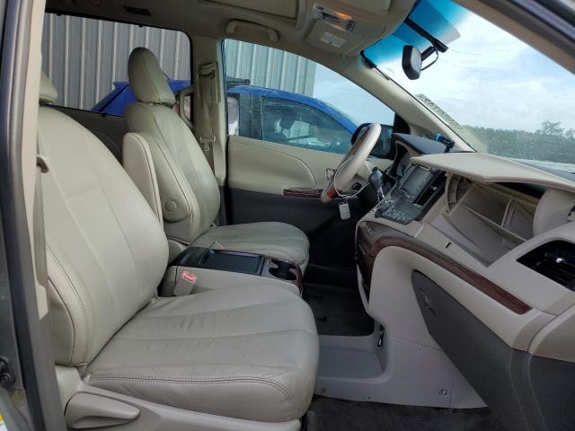 Photo 5 from auction – 2011 TOYOTA SIENNA XLE with VIN 5TDYK3DC8BS127145