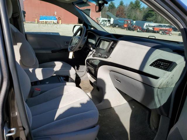 Photo 5 from auction – 2012 TOYOTA SIENNA LE with VIN 5TDJK3DC2CS031482