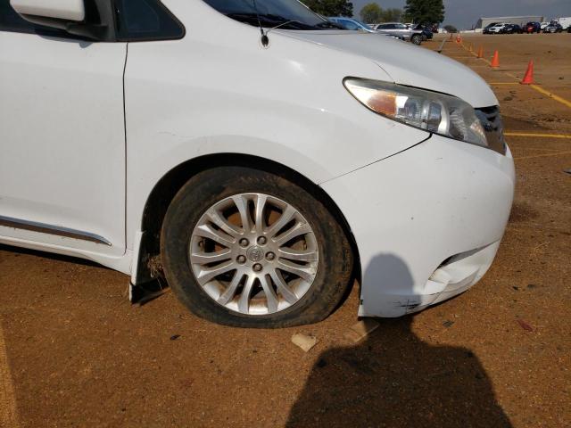 Photo 9 from auction – 2013 TOYOTA SIENNA XLE with VIN 5TDYK3DC2DS363633