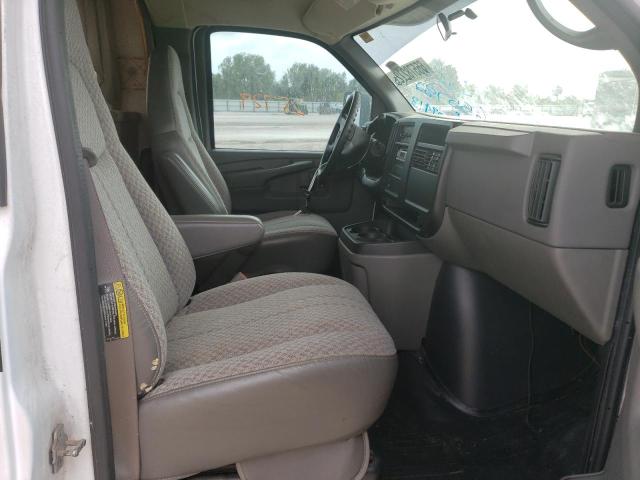 Photo 5 from auction – 2005 CHEVROLET G3500 EXPR with VIN 1GBJG31U351209418