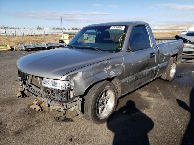 Photo 2 from auction – 2000 CHEVROLET SILVERADO with VIN 1GCEC14W4YZ105813