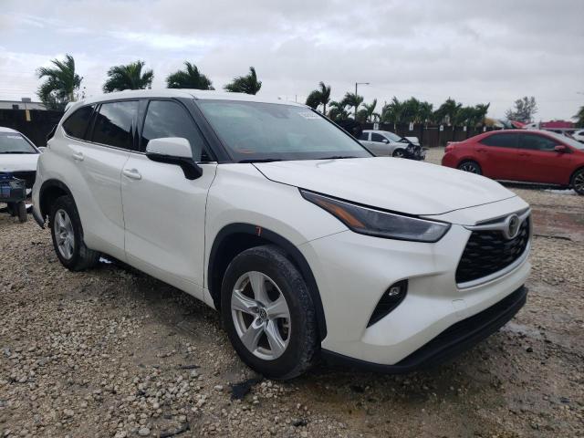 TOYOTA HIGHLANDER 2021 with VIN 5TDZZRAH6MS048871 - Photo from auction