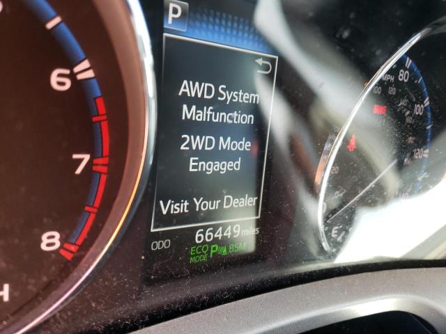 Photo 8 from auction – 2017 TOYOTA RAV4 LIMIT with VIN 2T3DFREV3HW654703