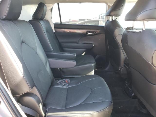 Photo 6 from auction – 2022 TOYOTA HIGHLANDER with VIN 5TDFZRBH9NS204095