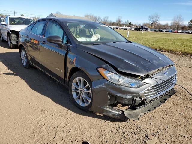 FORD FUSION SE 2019 with VIN 3FA6P0LU6KR241896 - Photo from auction