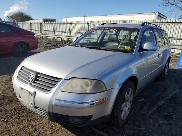 Photo 2 from auction – 2005 VOLKSWAGEN PASSAT with VIN WVWCD63B05E129044