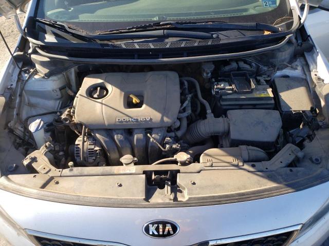 Photo 7 from auction – 2017 KIA FORTE LX with VIN 3KPFK4A78HE059579