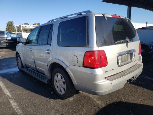 Photo 3 from auction – 2003 LINCOLN NAVIGATOR with VIN 5LMFU28R43LJ32042