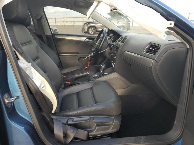 Photo 5 from auction – 2017 VOLKSWAGEN JETTA SE with VIN 3VWDB7AJ9HM345433