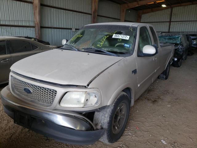 Photo 2 from auction – 2000 FORD F150 with VIN 1FTRX17L7YNB61226