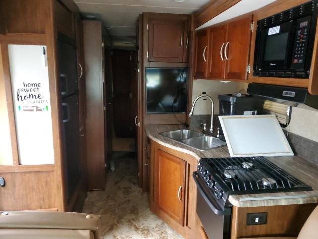 Photo 6 from auction – 2016 COACH CAMPER with VIN 1F65F5DYXG0A15278