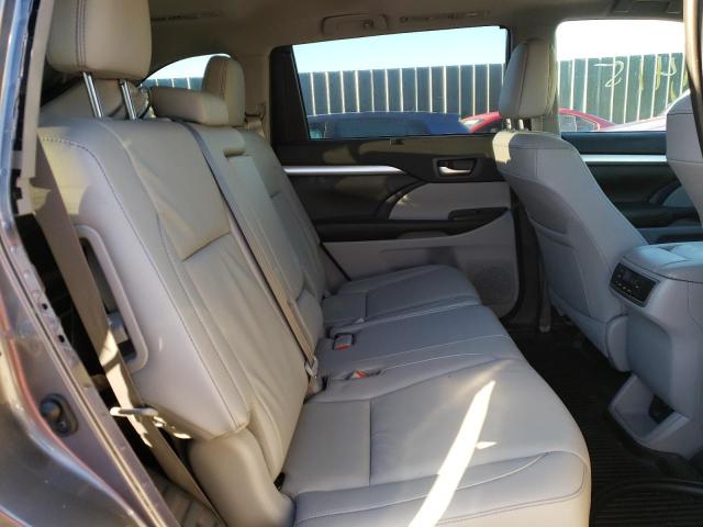 Photo 6 from auction – 2019 TOYOTA HIGHLANDER with VIN 5TDJZRFH7KS602535